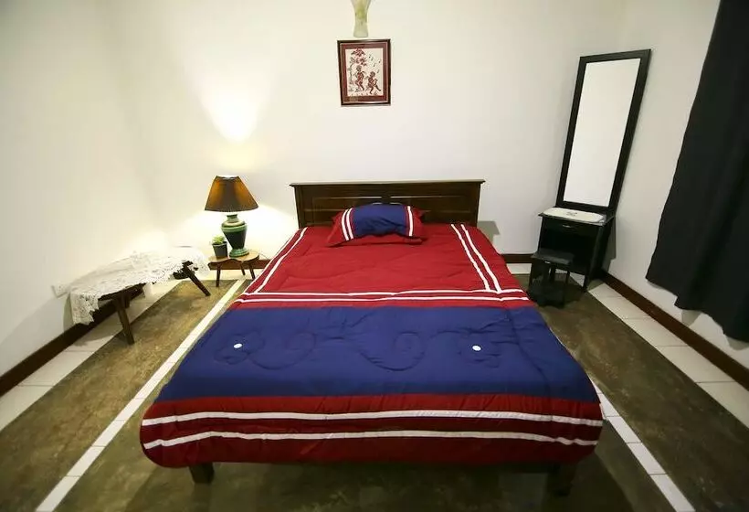 ホテル Crystal Lodge