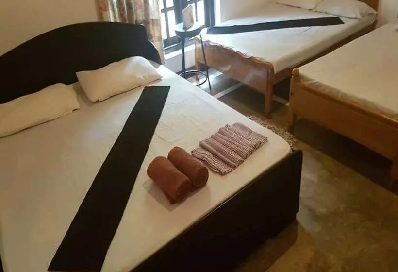 ホテル Crystal Lodge