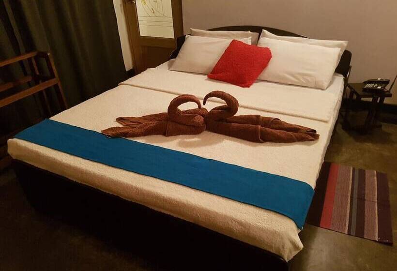 فندق Crystal Lodge