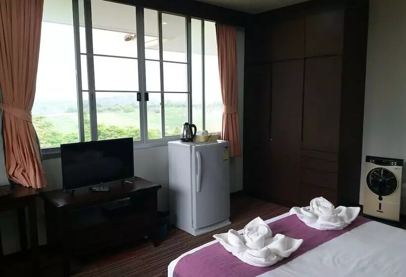 هتل Eden Hill Resort