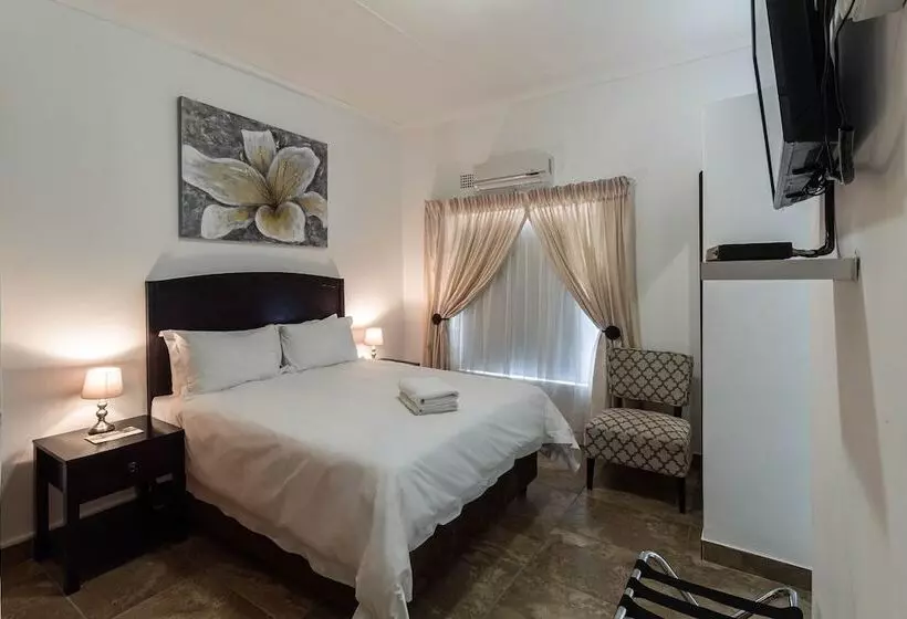 Hotelli Graceland Conference And Lifestyle Centre