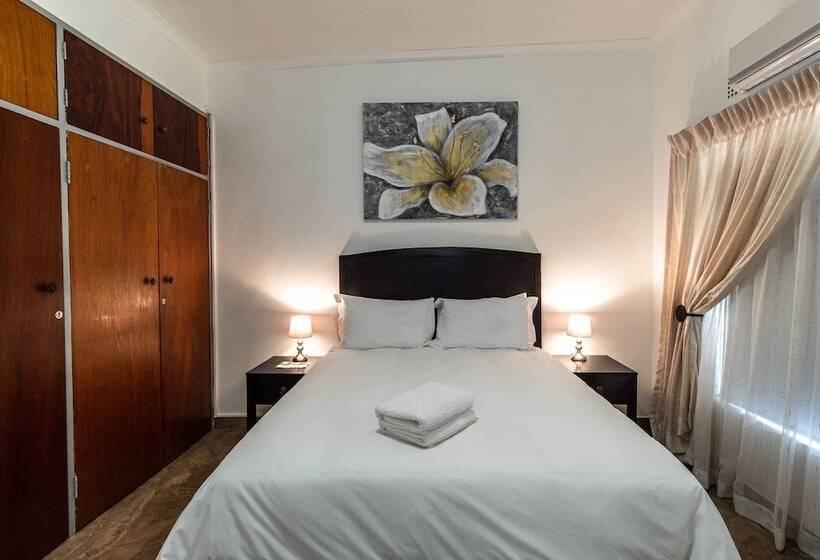 Hotel Graceland Conference And Lifestyle Centre