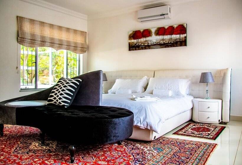 Hotel Graceland Conference And Lifestyle Centre