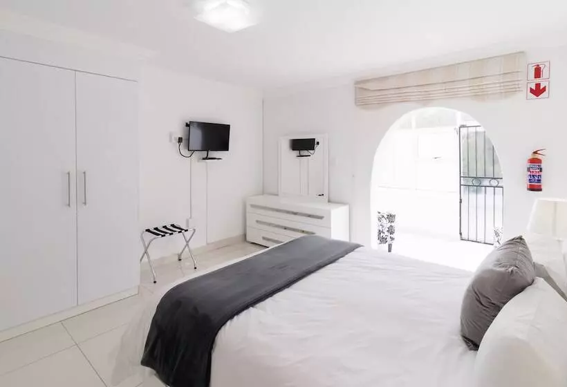 Hotelli Graceland Conference And Lifestyle Centre