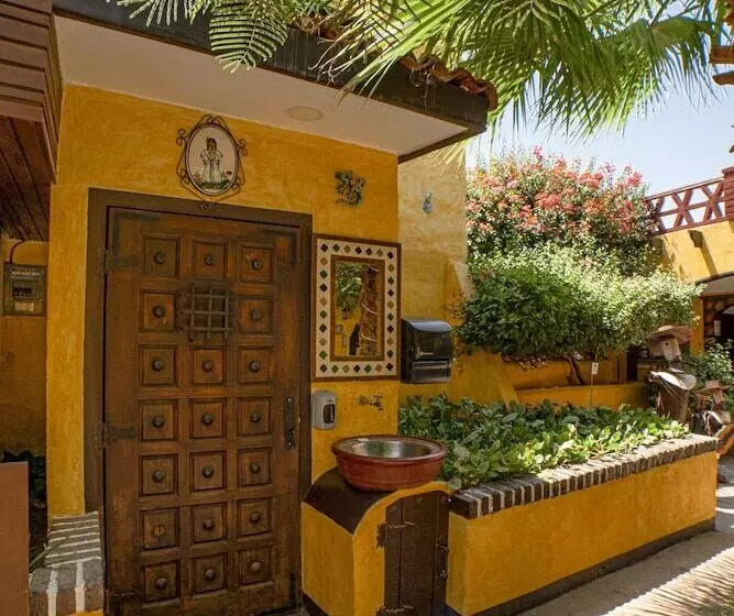 Hotelli Hacienda Los Algodones