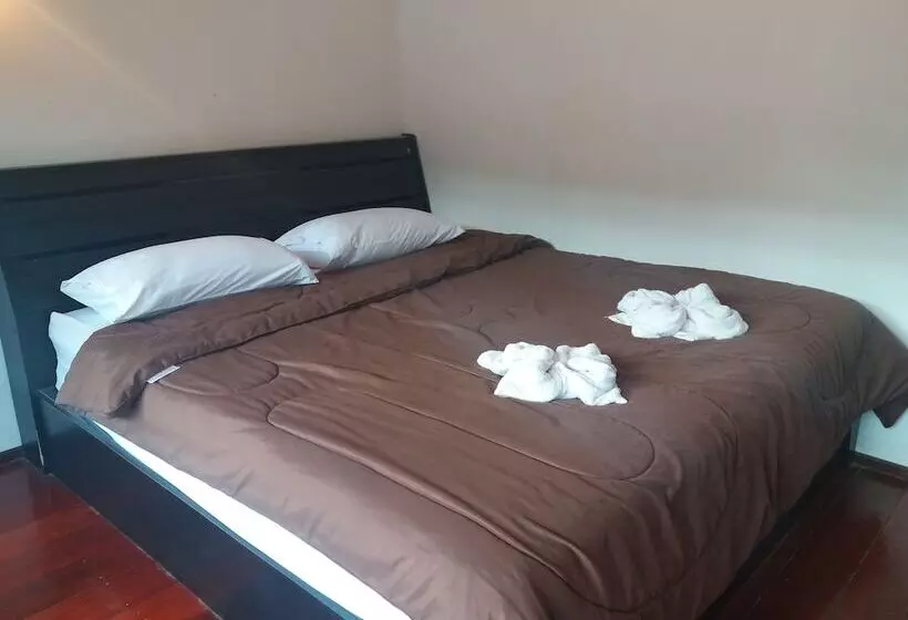 Hotelli Ingphupha Resort And Restaurant