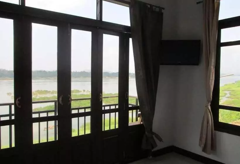 Hotelli Norn Nab Dao Rimkhong