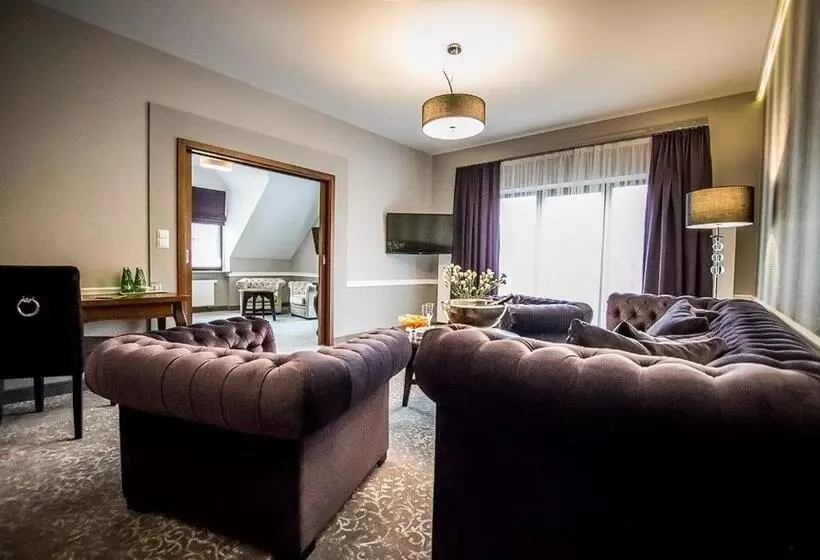 Hotelli Pałac Poledno