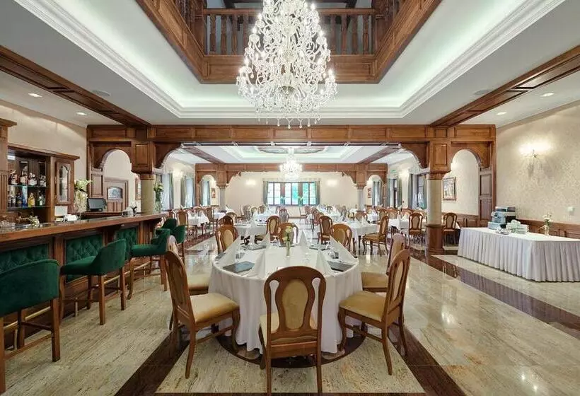 Hotelli Pałac Poledno