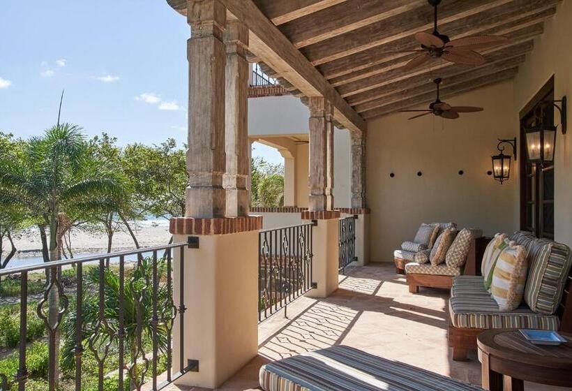 هتل Rancho Santana