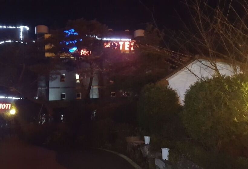 בית מלון כפרי Soo