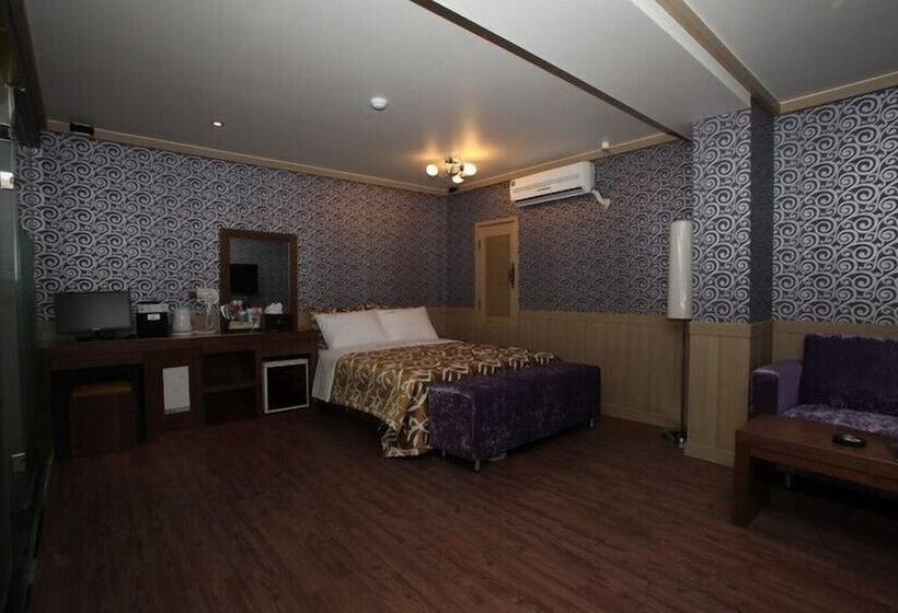 בית מלון כפרי Soo