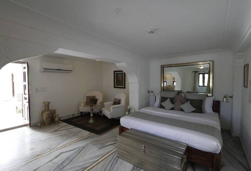 בית מלון כפרי Talabgaon Castle