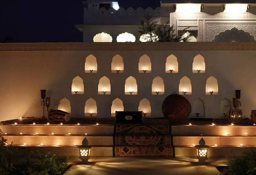 Hotelli Talabgaon Castle