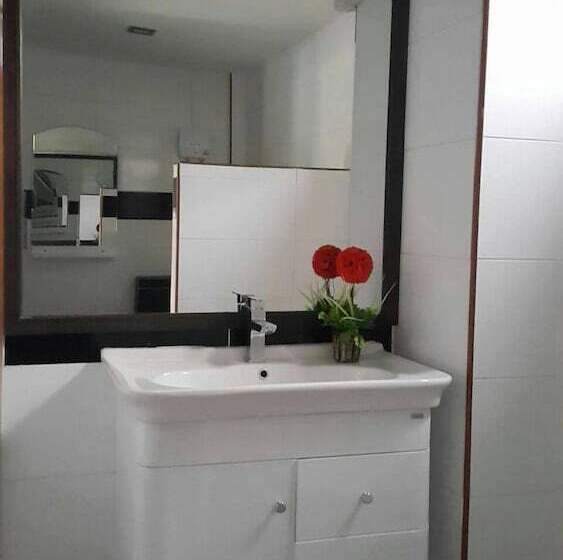 בית מלון כפרי The Prince