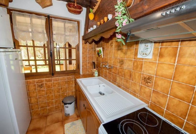 Laureanne By Gites De France