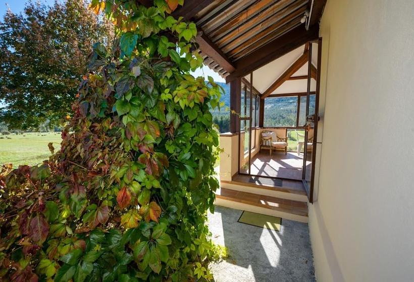 Laureanne By Gites De France