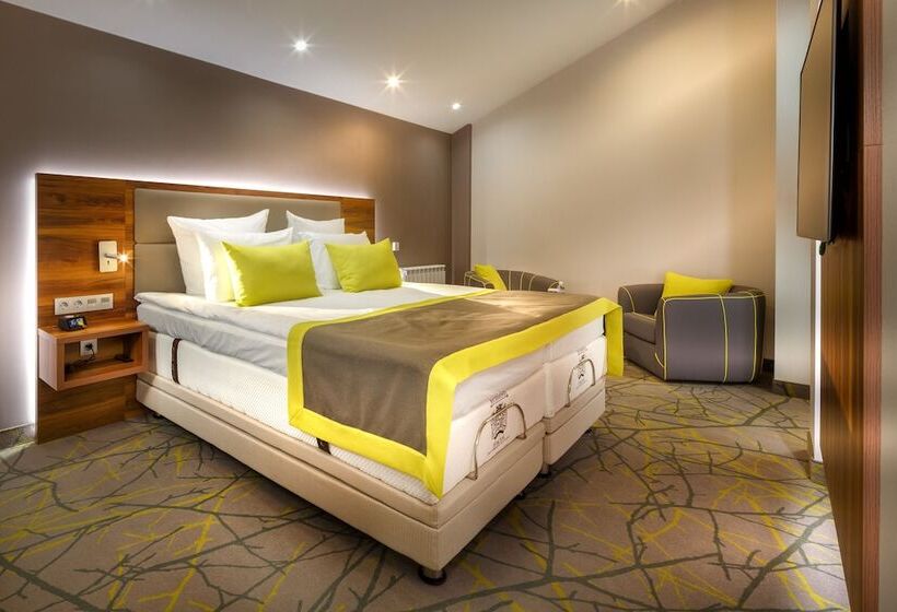 Park Hotel Dobrograd