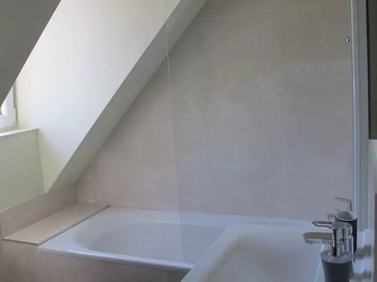 ペンション La Garonde