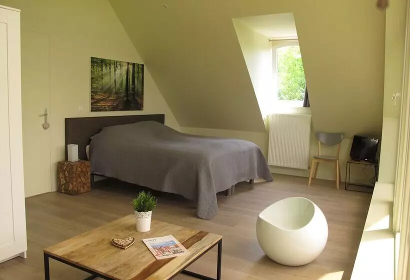 ペンション La Garonde