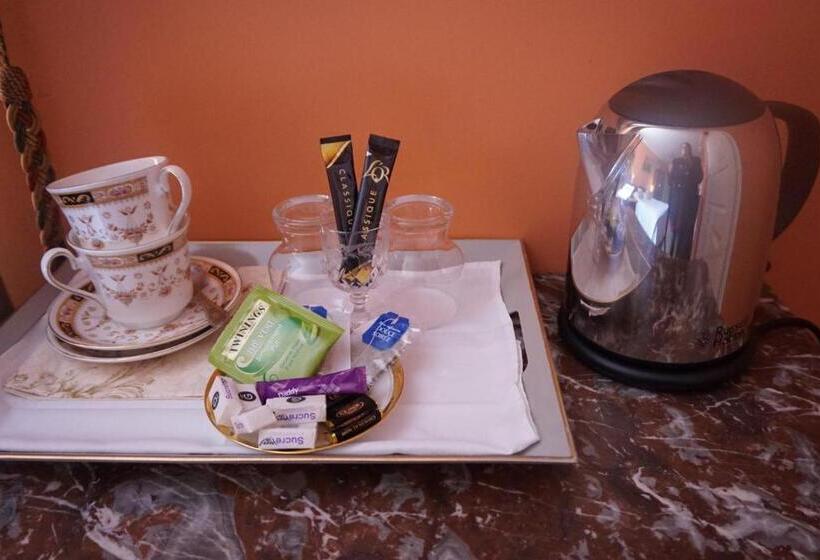 ペンション Presbytere