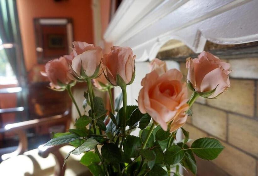 ペンション Presbytere