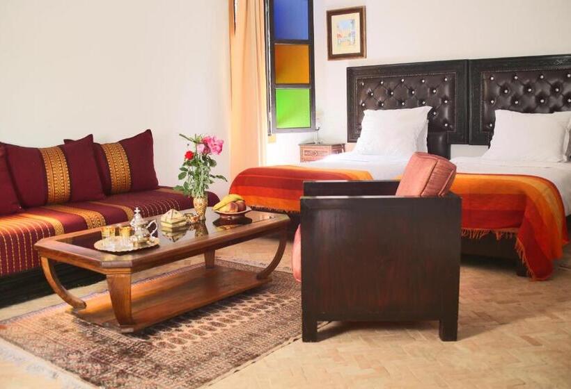 رياض Kasbah Alili