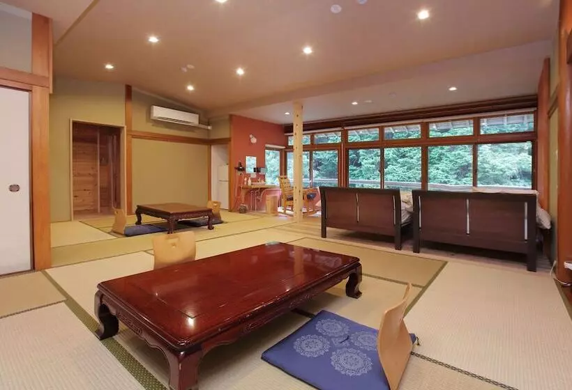 旅館 Irori Houraku