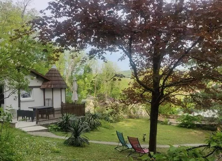 Aamiaismajoitus (B&B) Ambition Zen Presles