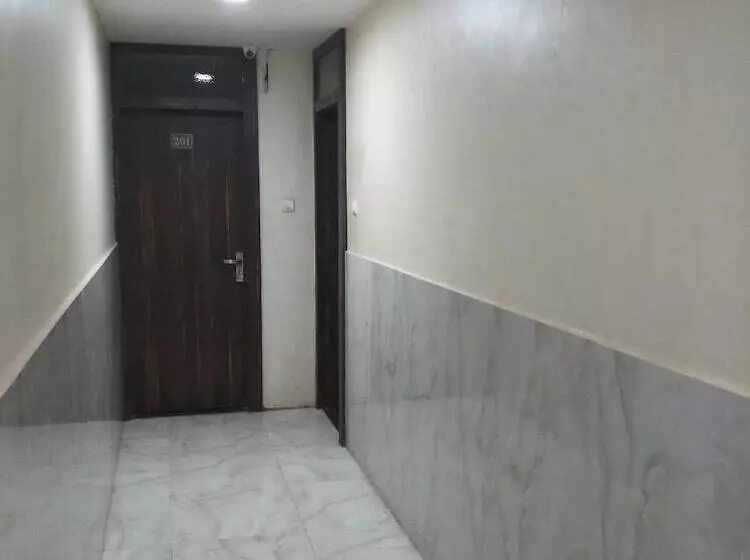 Hinglaj Hotel And Restaurant