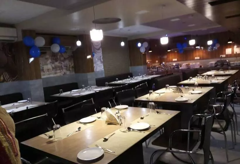 Hinglaj Hotel And Restaurant