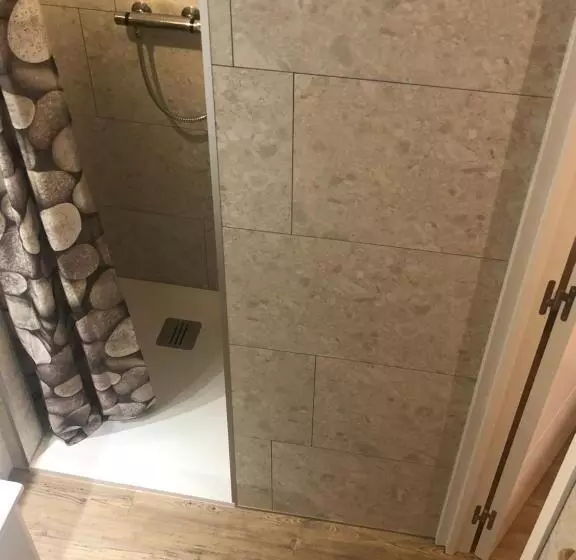 Hostelli L Auberge Fleurie