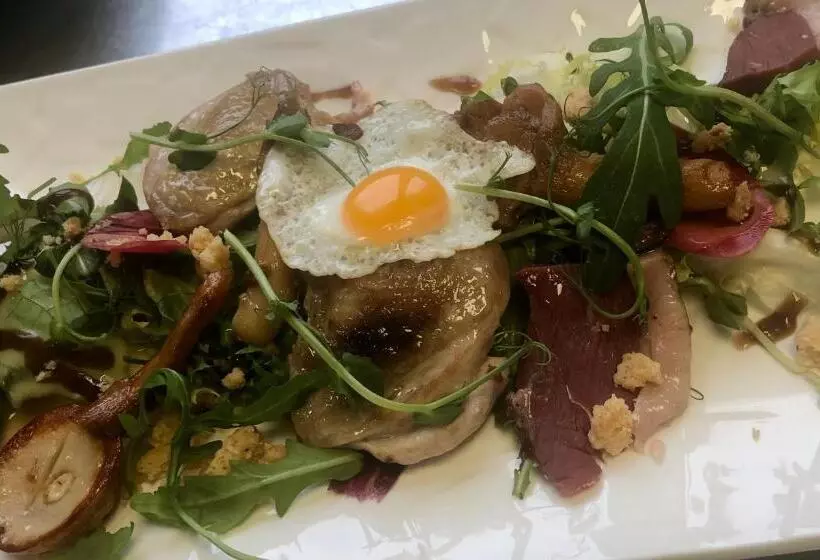 Hostelli L Auberge Fleurie