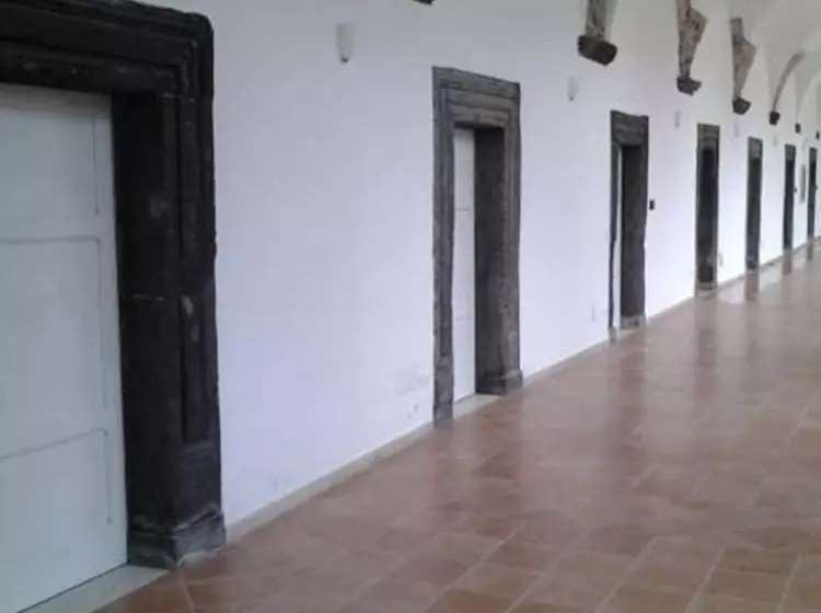 Hostelli Motel Borgo San Leucio