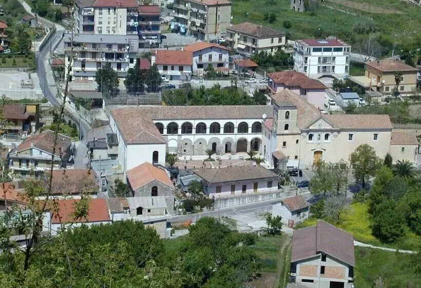 Hostelli Motel Borgo San Leucio