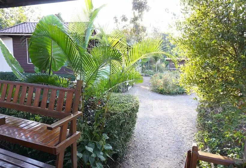 Hotelli Baan Kamnan Resort