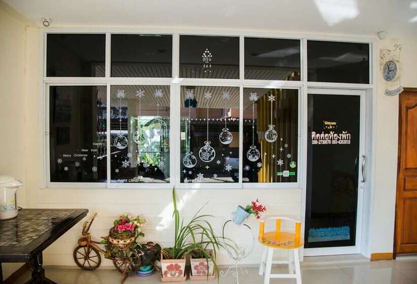 בית מלון כפרי Baan Thip