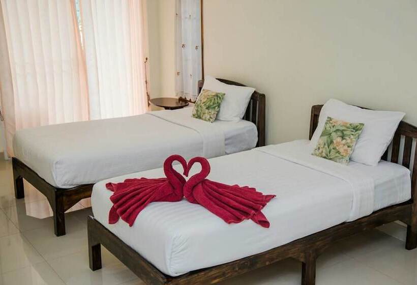 בית מלון כפרי Baan Thip