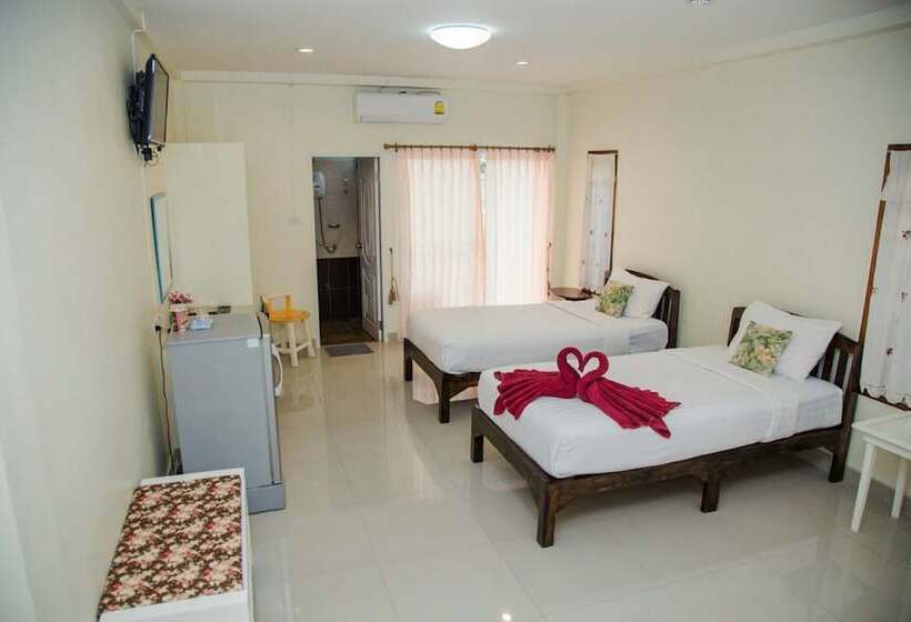 בית מלון כפרי Baan Thip