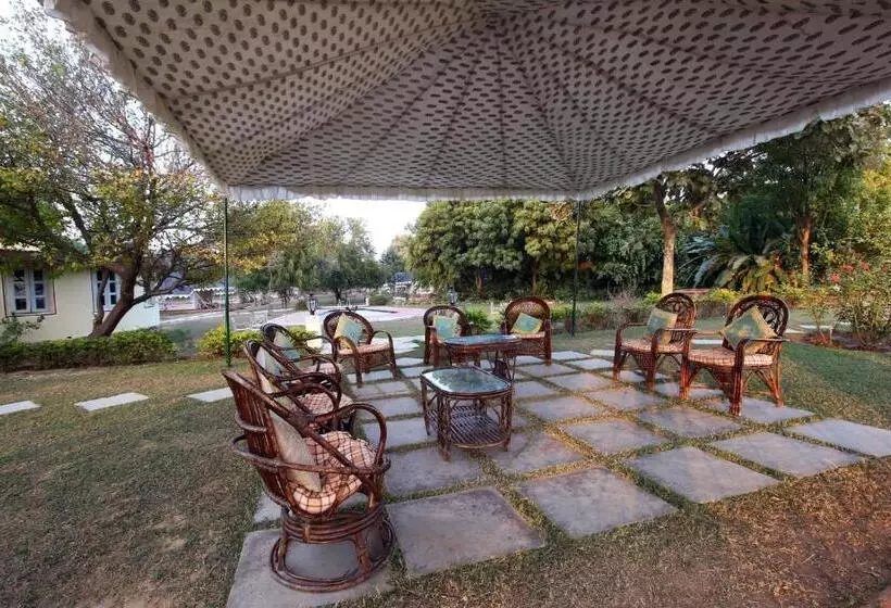 ホテル Bhadrawati   A Riverside Safari Lodge Ranthambore