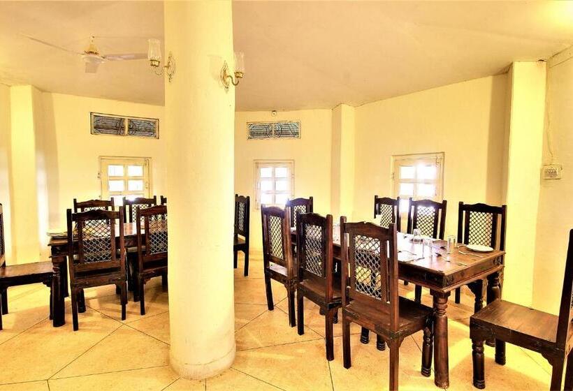 Hotel Bhadrawati A Riverside Safari Lodge Ranthambore