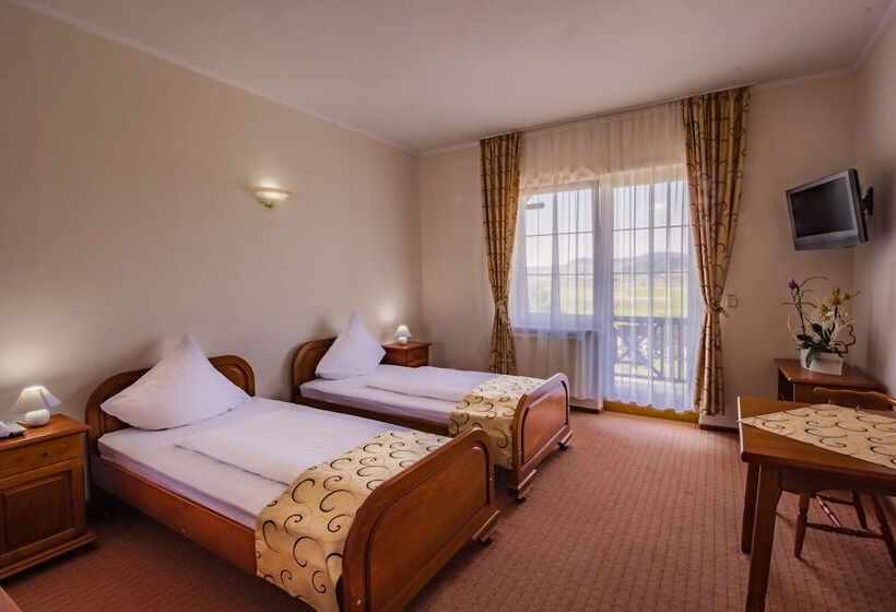 Отель Europa Kokeltal