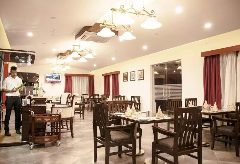 Hotelli Graces Resort