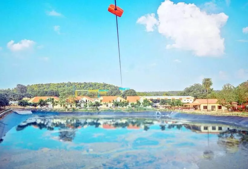 Hotelli Graces Resort