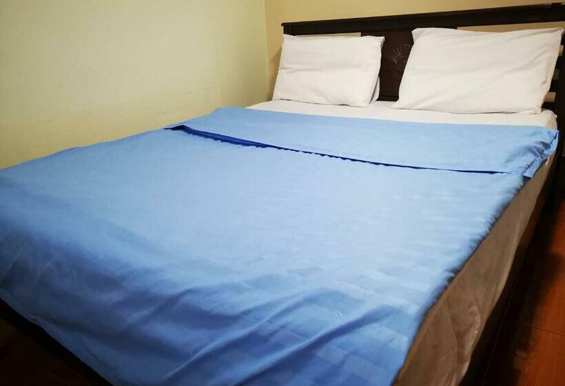 בית מלון כפרי Jorakae Samphan Resort