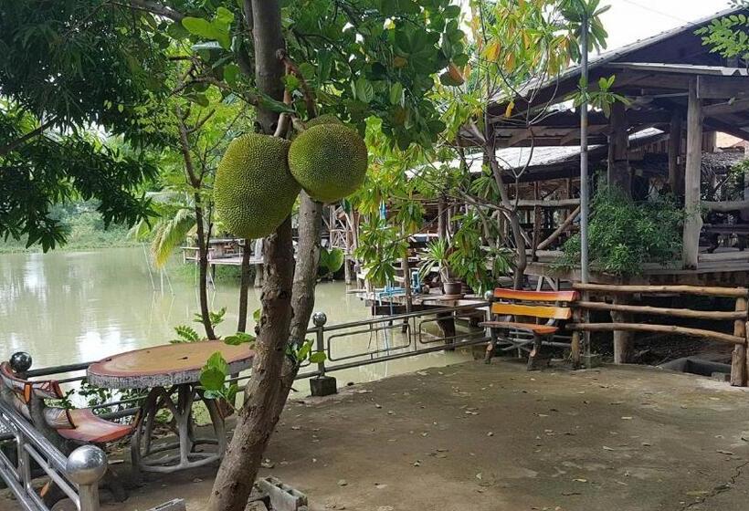 בית מלון כפרי Jorakae Samphan Resort