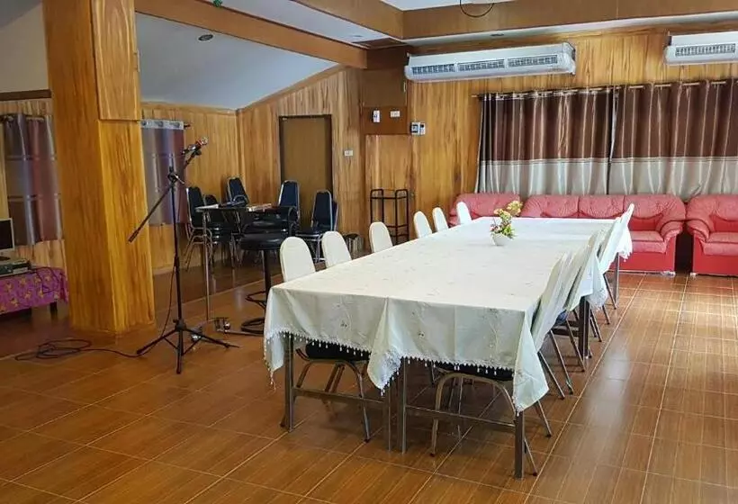 ホテル Jorakae Samphan Resort