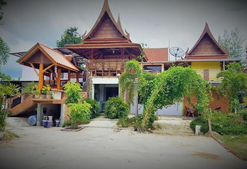 בית מלון כפרי Jorakae Samphan Resort