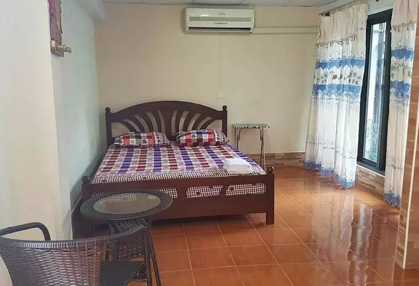 ホテル Jorakae Samphan Resort