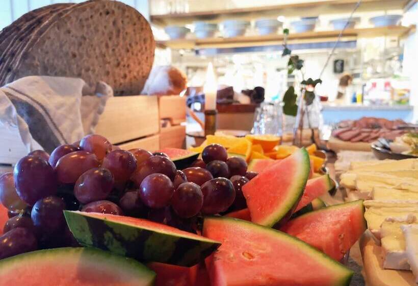 בית מלון כפרי L Karingon